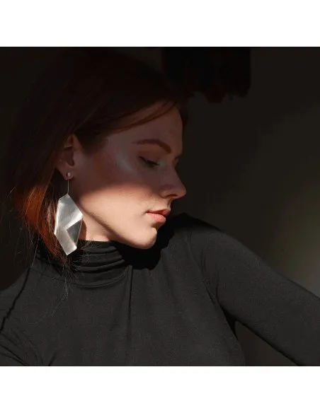 Cercei IMPERFECT LEAF Minimal, realizati manual - Monom