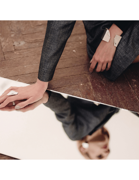 IMPERFECT SQUARE bracelet Minimalist, handcrafted - Monom