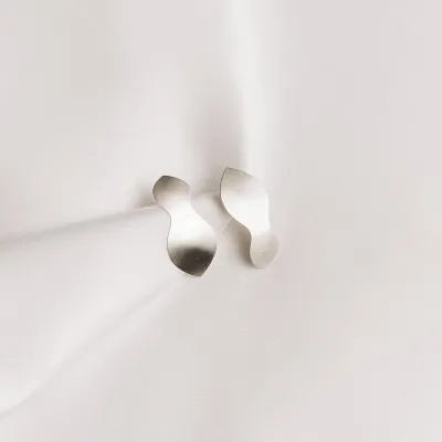 Eterea Minimal Earrings - Handmade by Monom