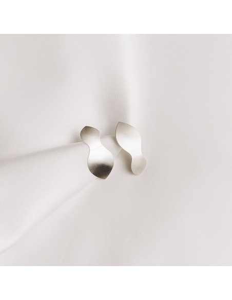 Eterea Minimal Earrings - Handmade by Monom