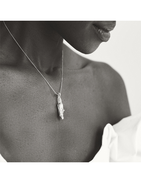 AVA Minimal Choker, Handmade by Monom