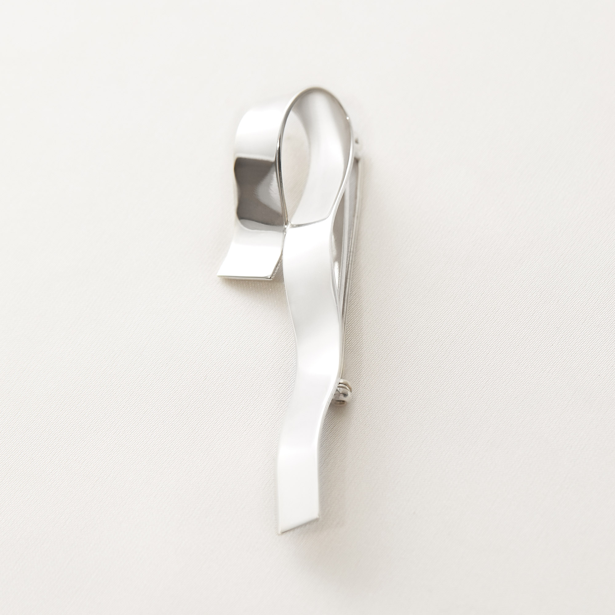 ETALA RIBBA BROOCH 2