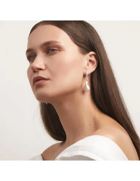 LINIA Lush Minimal Earrings, Handmade by Monom