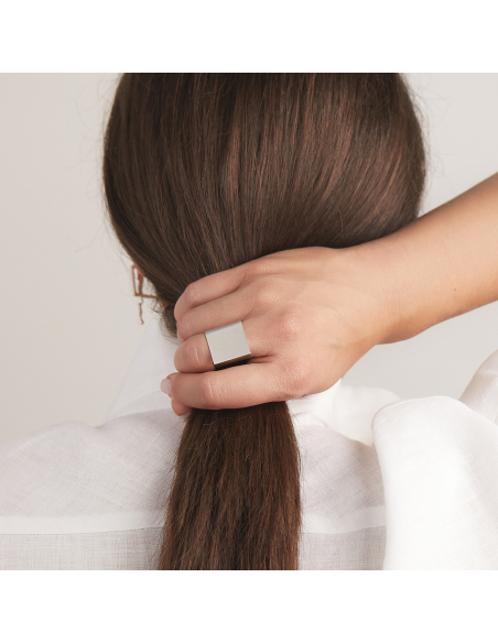 PLATTITUDE RING SQUARE Minimalist, handcrafted - Monom