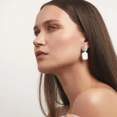 Cercei PLATTITUDE Circle Lush perla Minimal, realizate manual. - Monom 2