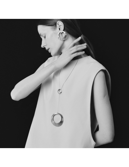 Bendis Long Necklace