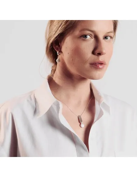 The Troia Pendant necklace Minimalist, handcrafted - Monom